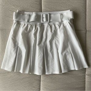 Aerie XS White Pleated Belted Skort 24 inch Waist